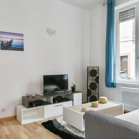Cosy And Modern Flat Between Lille And Roubaix In - Welkeys