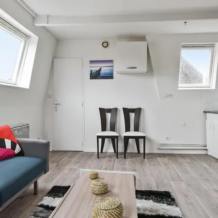 Cosy And Modern Flat Between Lille And Roubaix In - Welkeys Croix