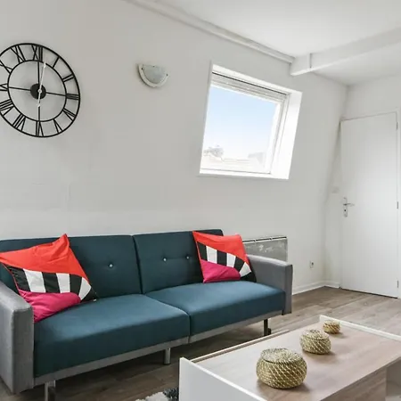 Cosy And Modern Flat Between Lille And Roubaix In - Welkeys *